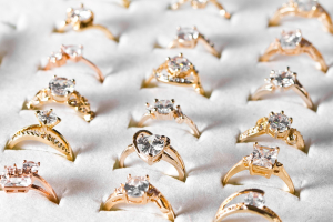 How to Choose a Diamond Engagement Ring That Fits Your Lifestyle