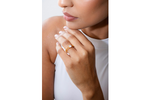 Why Minimalist Diamond Engagement Rings Are on the Rise: Timeless Elegance with a Modern Twist