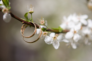 Lab Grown Diamonds: The Ethical Engagement Ring Trend You Need to Know About