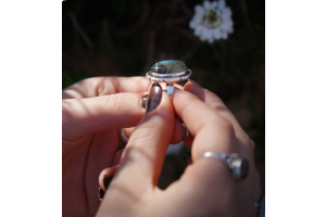 How to Find the Perfect Diamond Engagement Ring for Your Zodiac Sign